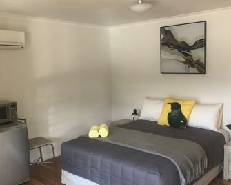 Terraced Chalets - Motueka - Chambre