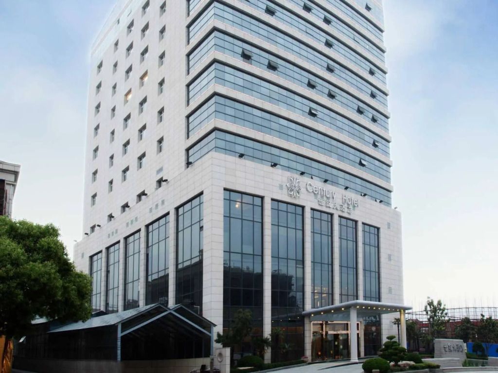 Kunshan Dianshan Lake Century Hotel