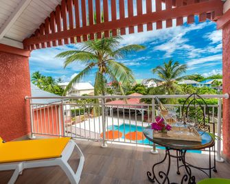 Palm Court Residence & Hotel at Orient Beach - Baie-Orientale - Balkon