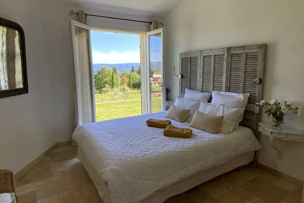 Large House, Gordes , Heated Swimming Pool , View Over Goult, Roussillon - Joucas - Schlafzimmer
