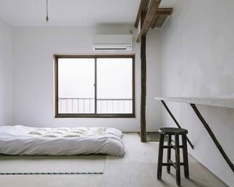 Atelier & Hostel Nagaisa-Ura - Atami - Bedroom