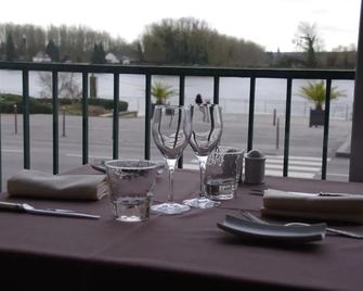 Logis Hôtel & Restaurant - Le Normandie - Rives-en-Seine - Restaurant