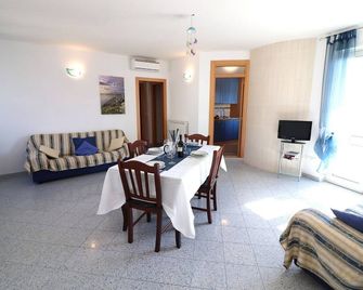 Casa Kris in centro a Otranto - Otranto - Dining room