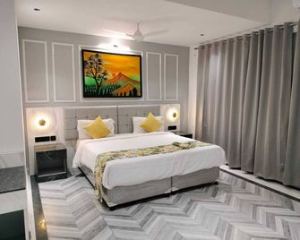 Citrus Prime Hill Queen Resort - Pachmarhi