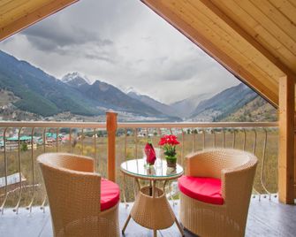 The Whitestone Resorts - Manali - Balcony