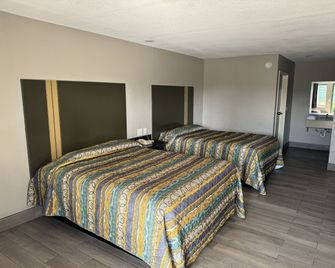 Nola Inn And Suites - New Orleans - Bedroom