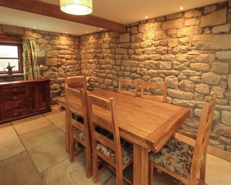 Usherwoods Barn - High Bentham - Dining room