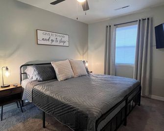 Charming 1-bedroom condo with AC in cozy Cheney. - Cheney