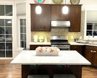 Promo Price For January-Prime Location - Shakopee - Kitchen