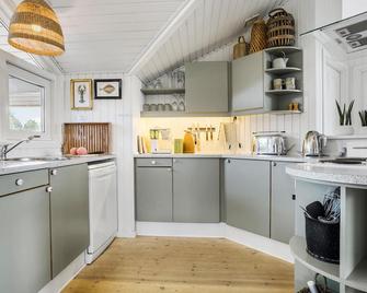 Holiday Home Ballesvej - Oster Assels - Cocina