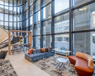 Homewood Suites by Hilton Toledo Downtown - Toledo - Salónek