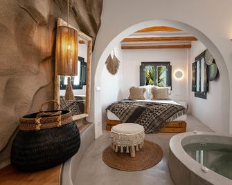 Sandaya Luxury Suites - Naousa