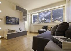Appartement Le Concordia 4 Happy Rentals - Chamonix - Living room