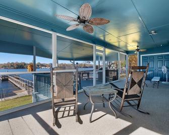 Visit Beautiful Dockside! The perfect getaway for relaxation and adventure, - Quincy - Balcón