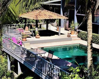 Vista Canyon Inn - Santa Ana - Bazén