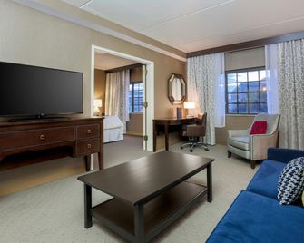 Sheraton Tarrytown Hotel - Tarrytown - Wohnzimmer
