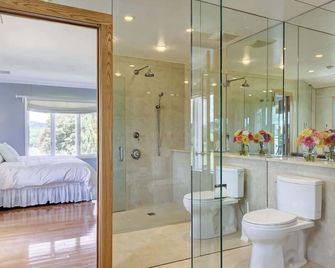 Longpond House - Lakeville