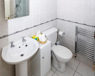 Glen B&B - Portarlington, County Laois - Killenard - Bathroom