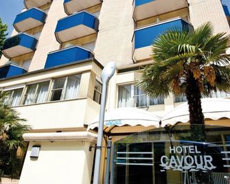 Hotel Cavour - Cesenatico - Edificio