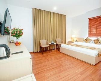 Long Anh Hotel - Thanh Hóa - Camera da letto