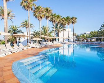 Grupotel Mar de Menorca - Es Canutells - Pool