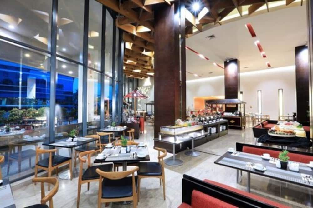 Aston Palembang Hotel & Conference Centre - פלמבאנג - מסעדה