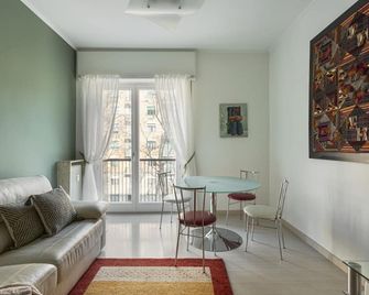 Milan City Vibes Cenisio Stay - Milán - Sala de estar