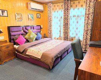 Dal View Resort - Srinagar - Bedroom