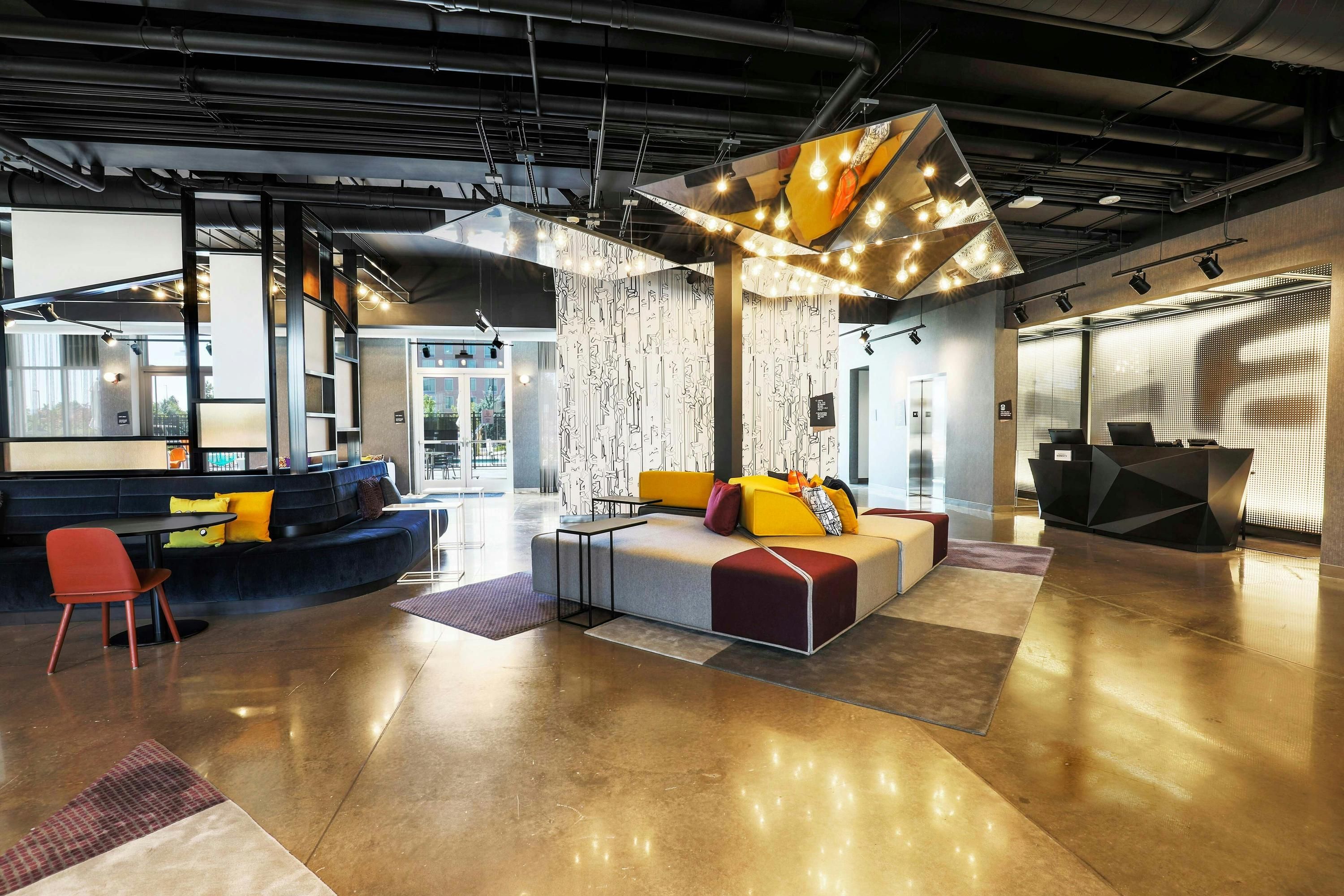 Aloft Reno-Tahoe International Airport - רנו - לובי