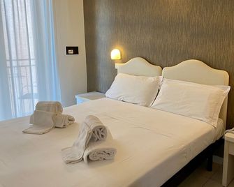 Hotel Berenice Rimini Mare - Rimini - Bedroom