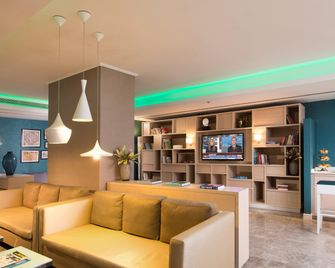 هيرودز ديد سي - نيفي زوهير - ردهة