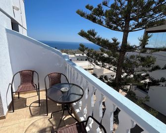 Stella Nomikou Apartments - Thera - Balcony