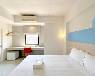 Hop Inn Krabi Building A - Krabi - Bedroom