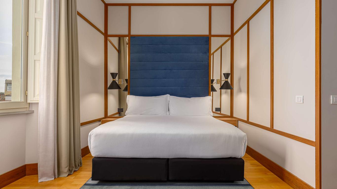 روم مايت لوكا، فلورينس