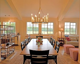 Family friendly ranch retreat only minutes from the heart of Ephraim - Sister Bay - Essbereich
