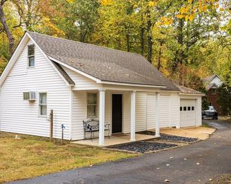 Guest house and spacious shop located between Discovery Park and Reelfoot Lake - Union City - Gebäude