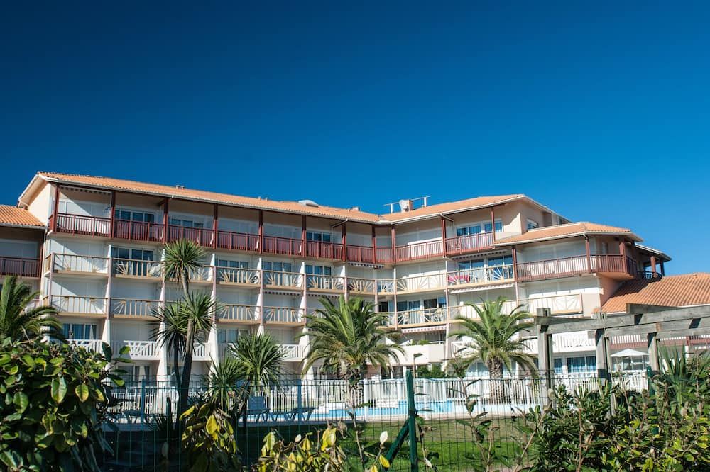 ريزيدانس مايفا لو بوكانير