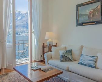 Casa Cavour by Wonderful Italy - Oliveto Lario - Sala de estar