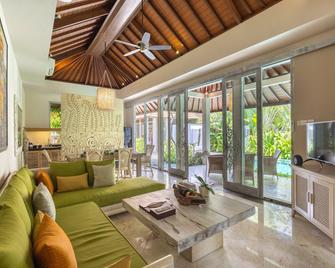 The Royal Purnama Luxury Villas - Adults Only - Sukawati - Pokój dzienny