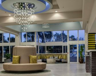 DoubleTree by Hilton Jacksonville Airport - Jacksonville - Lobby
