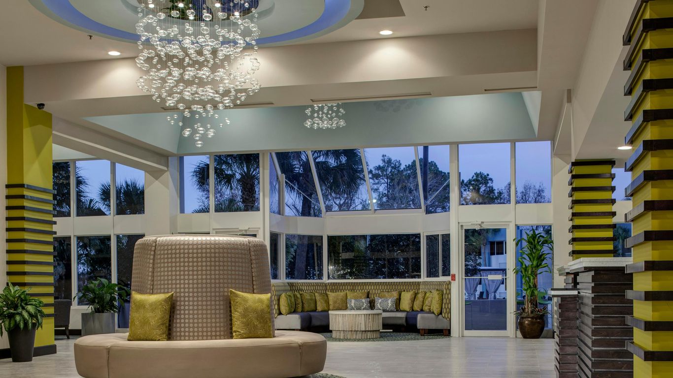 DoubleTree by Hilton Jacksonville Airport