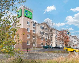 Extended Stay America Select Suites - Kansas City - Stadium - Kansas City - Gebouw