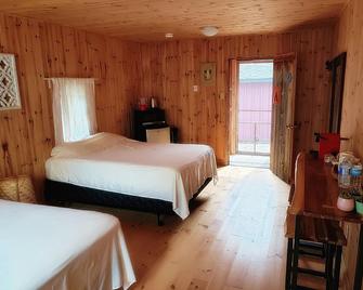 New Buddha Bing Unique Experience Cottage and Cabins - Tobermory - Bedroom