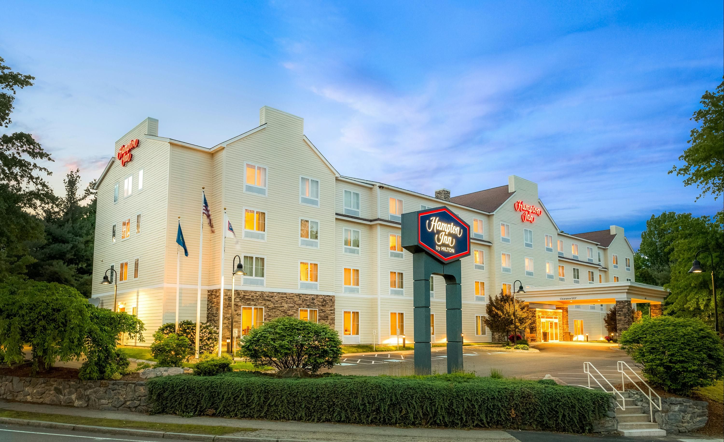 Hampton Inn Nashua - Nashua - Budova