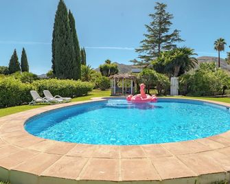 Roca Verde, Boutique Bed & Breakfast - Adults only - Alhaurín de la Torre - Piscina