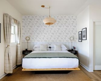 The Penny Lane - Hampton Bays