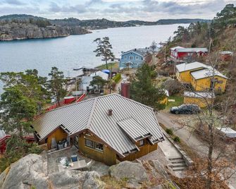 3 Bedroom Cozy Home In Sandefjord - Sandefjord - Außenansicht