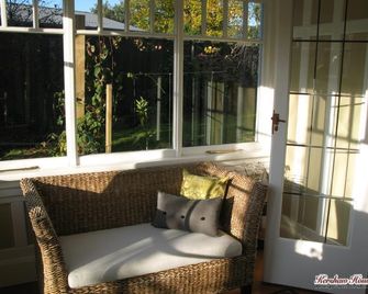 Kershaw House Boutique Accommodation - נלסון - בניין