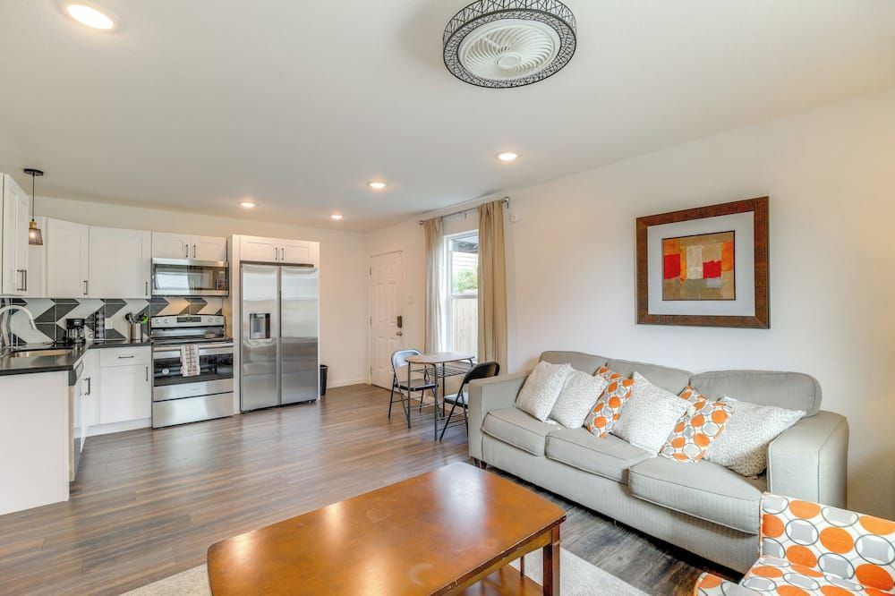 2 مي تو تون آند شيل إنرجي ستاديوا إيربان إسكايب - هيوستن - غرفة معيشة