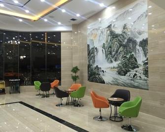 Greentree Inn Fuzhou Oriental Metropolis Express Hotel - Fuzhou - Lobby